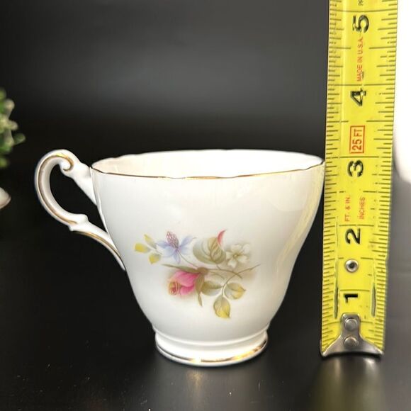 Regency England Pink and Yellow Roses Bone China Tea Cup and Saucer Gold Trim - Picture 12 of 12